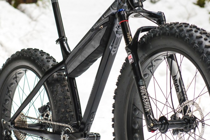 RockShox Bluto la primera horquilla de suspensión para Fat | Planet Mountain Bike