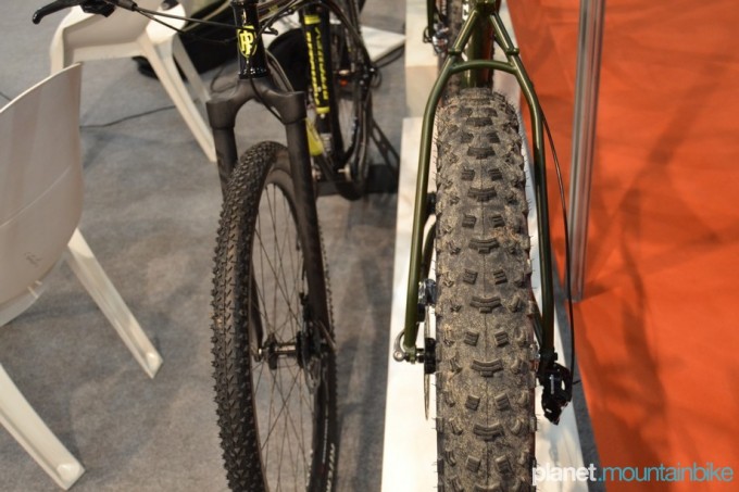 Comparacion rueda Fatbike con rueda mountain bike 